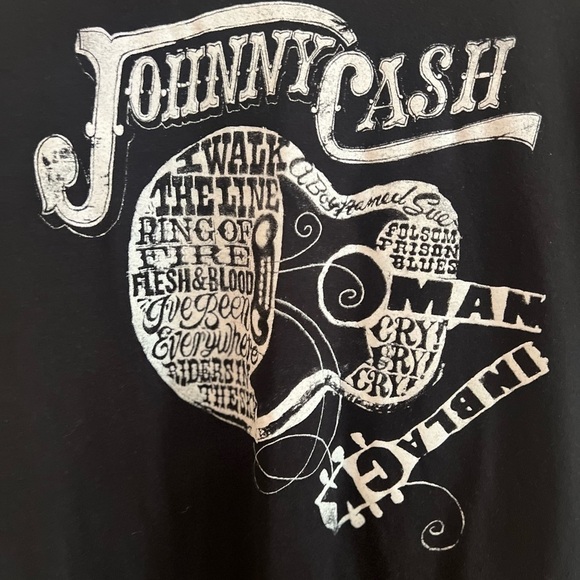 Johnny Cash Man In Black Broken Guitar Official Merchandise T-shirt Men’s Small - Picture 3 of 6